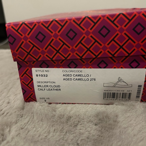 Tory Burch - Picture 3 of 13